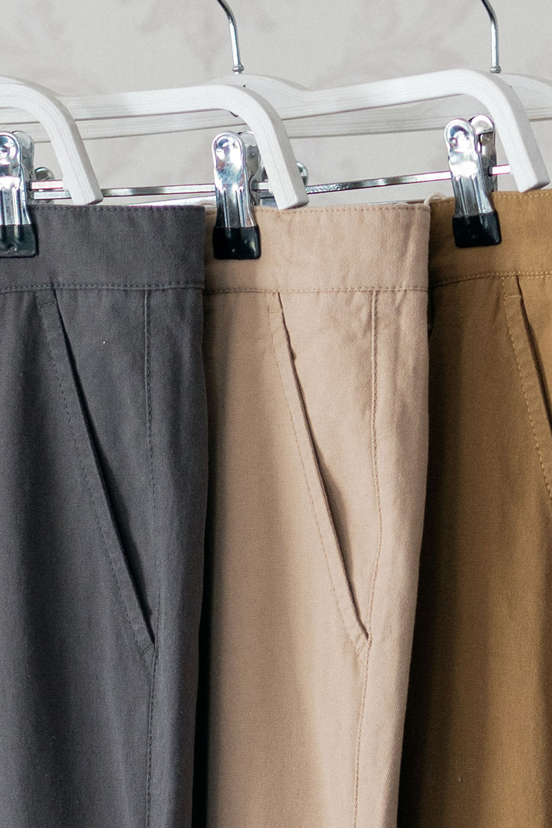 Tapered Fit Canvas Pants for Men