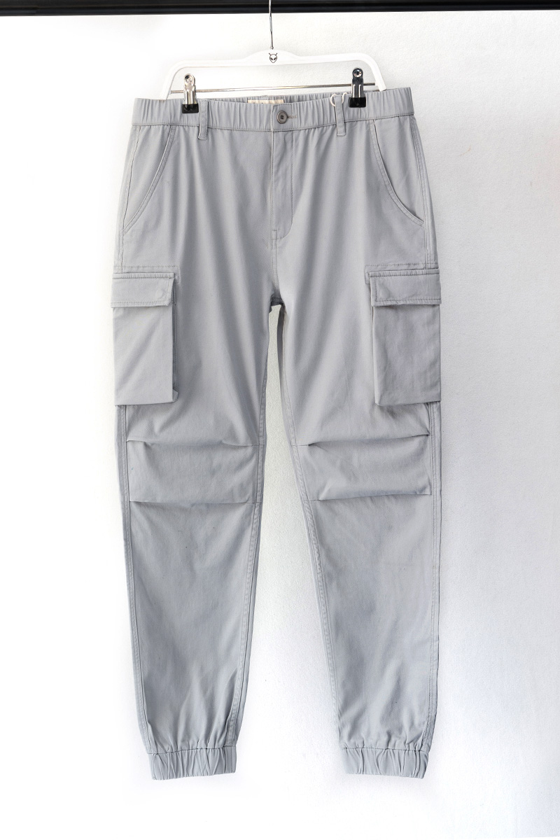 Closed Bottom Cargo Pants Comfortable and Stylish